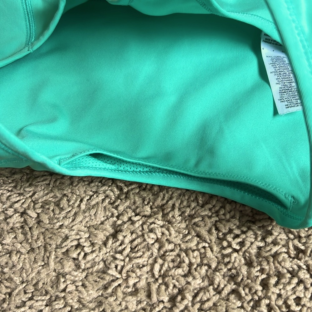 Nike Sports Bra - Picture 6 of 6